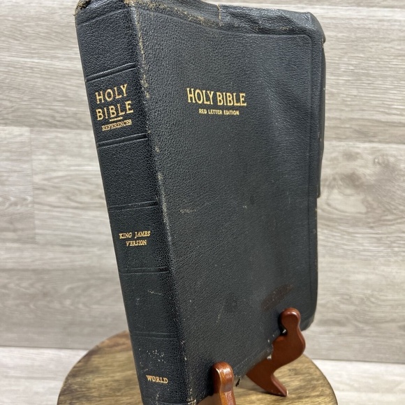 Vintage World Publishing Holy Bible Red Letter References KJV Morocco Leather - Picture 2 of 12